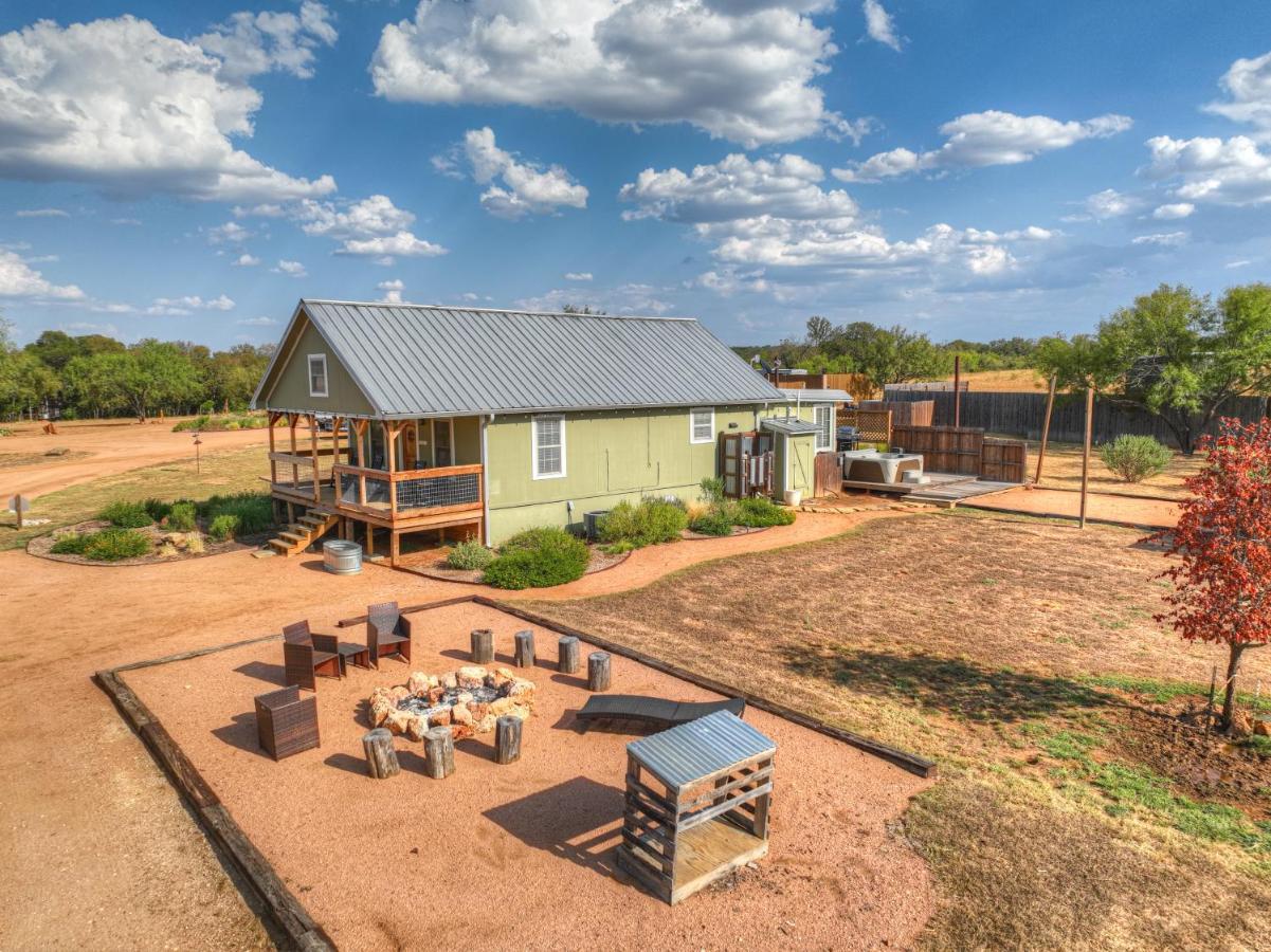 Vaughan W/Hot Tub And Grill Fredericksburg Ngoại thất bức ảnh
