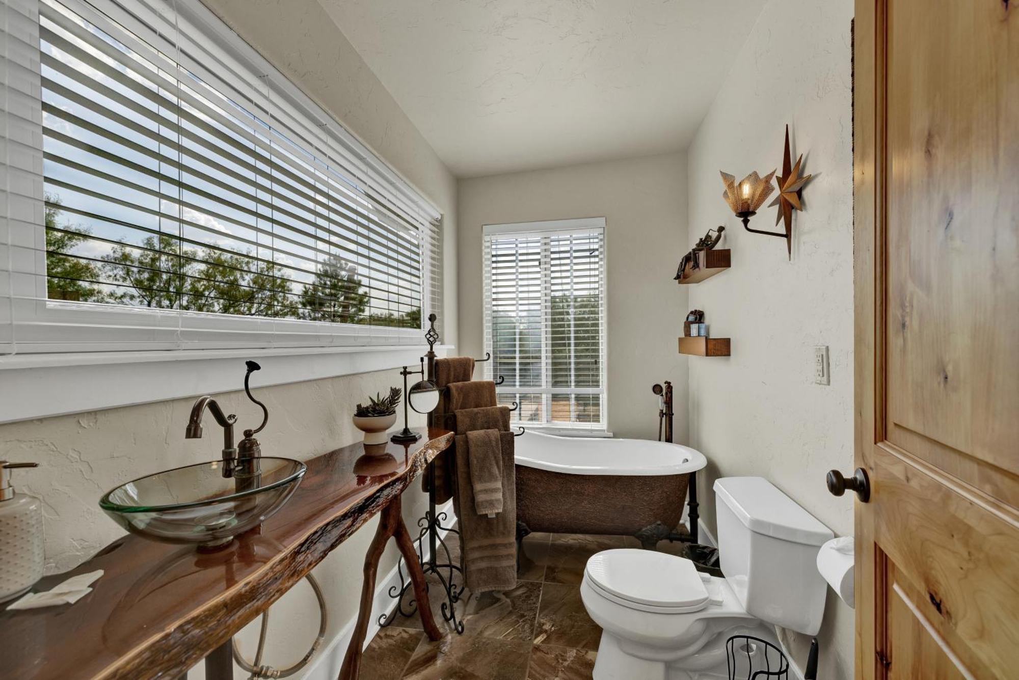 Vaughan W/Hot Tub And Grill Fredericksburg Ngoại thất bức ảnh